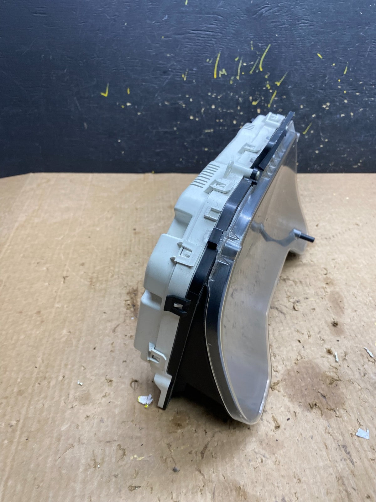 2011 Ford E150 E250 E350 VAN Gauge Speedometer Cluster z7110  DG1