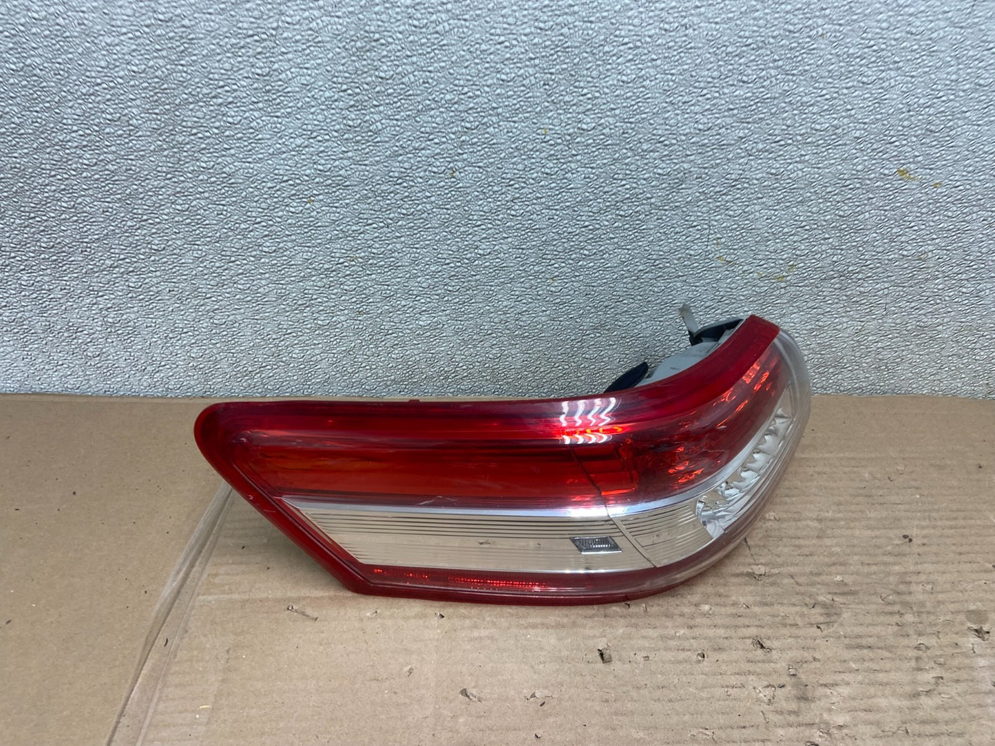 Led Trim 2010-2011 Toyota Camry Left Driver Lh Side Tail Light AA9322 LK2