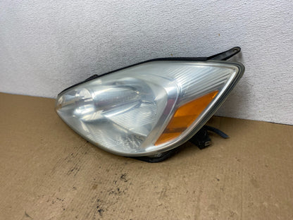 2004-2005 Toyota Sienna Left Driver LH Side Halogen Headlight AG2444 DW1