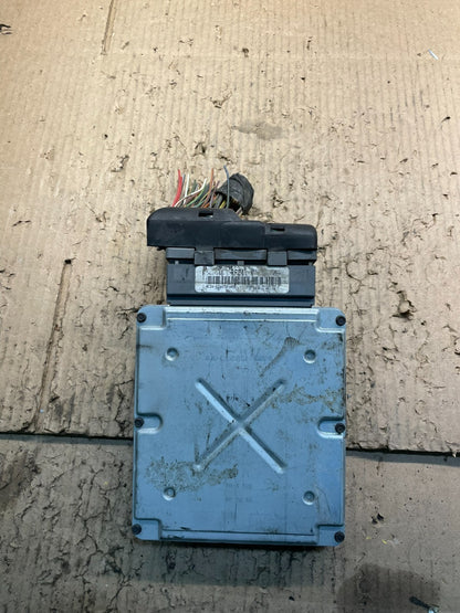 2004 Ford Crown Victoria Engine Control Unit ECU Computer Module V9005 DG0
