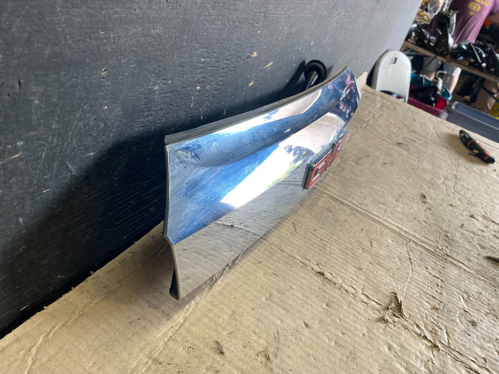 2011-2015 GMC Terrain Tailgate Liftgate Chrome Finish Molding Camera Oe P3776 DG2