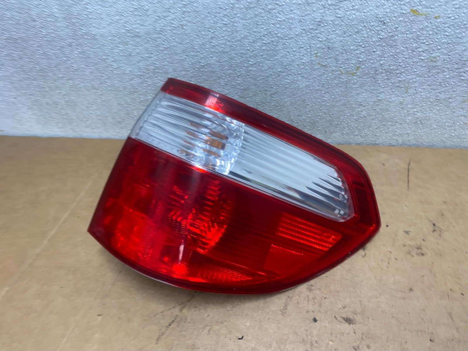 2005 2006 2007 Honda Odyssey Right Passenger RH Side Tail Light Oem X4708 DW1