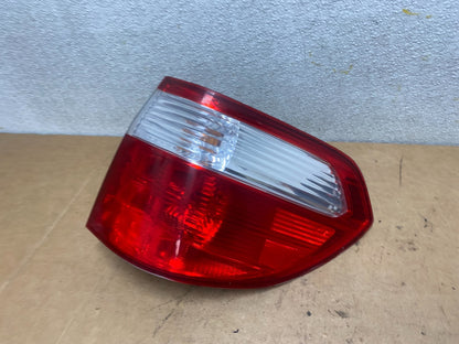 2005 2006 2007 Honda Odyssey Right Passenger RH Side Tail Light Oem X4708 DW1