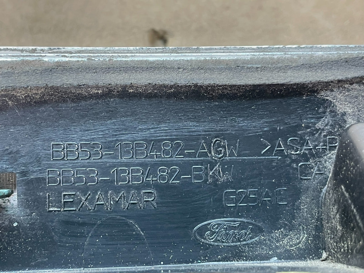 2011 to 2014 Ford Explorer Rear Tailgate Gate Trim Molding With Camera ag2880 DG5