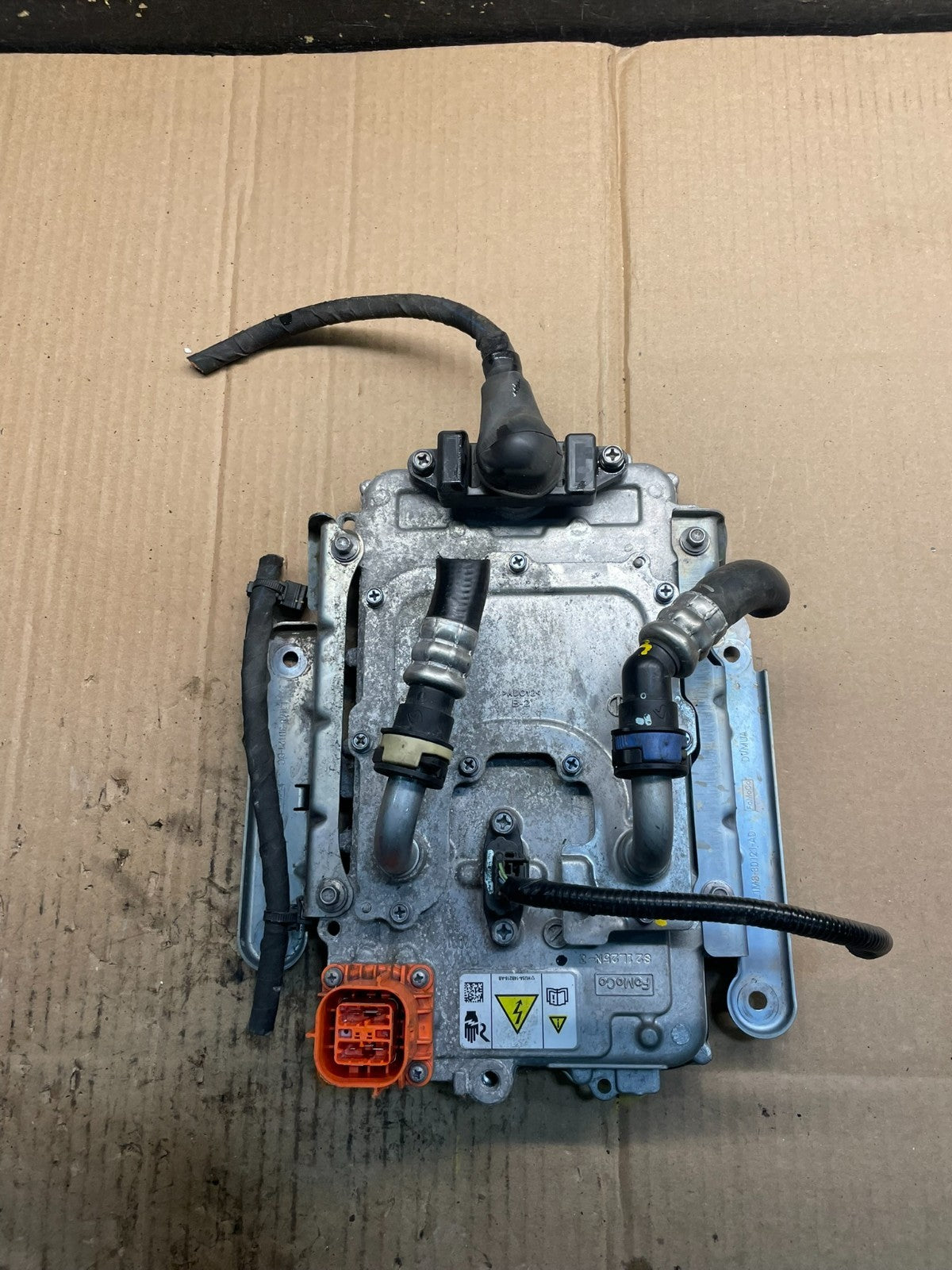 2020 2021 2022 Ford Explorer Hybrid Converter Inverter Charger Module x1052 DG0