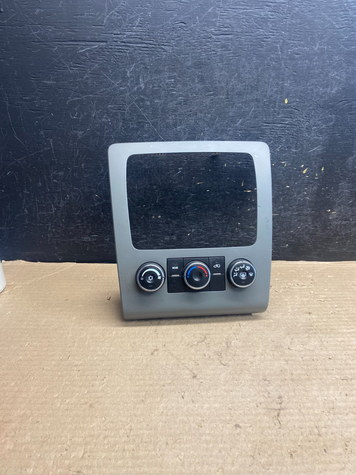 2013 to 2017 Chevrolet Traverse Radio Bezel Ac Heater Climate Control AH5309 DG0