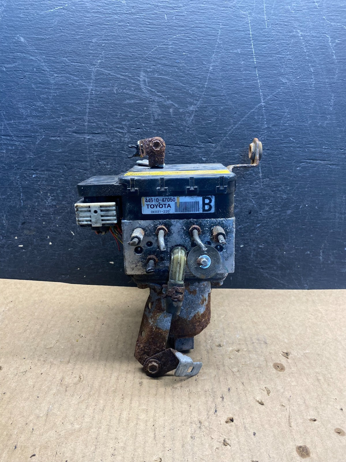 2004 - 2009 Toyota Prius ABS Brake Pump Anti Lock Module AG7227 DG1