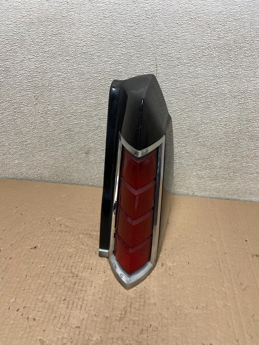 1980 to 1983 Lincoln Mark VI Right Passenger RH Side Tail Light OEM AB2512 DW0