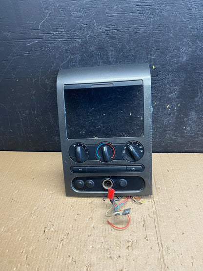 2004 to 2008 Ford F150 Radio Climate Dash Bezel Surround Black ae4078 DG0