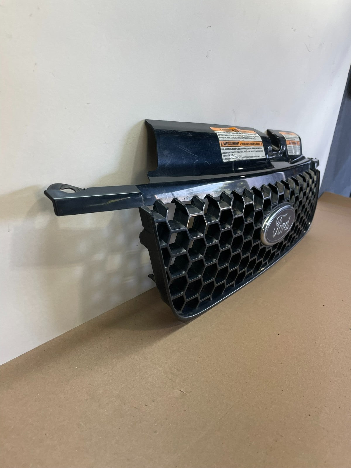 2005 2006 2007 Ford Escape Front Upper Grill Grille ai0660 DG2
