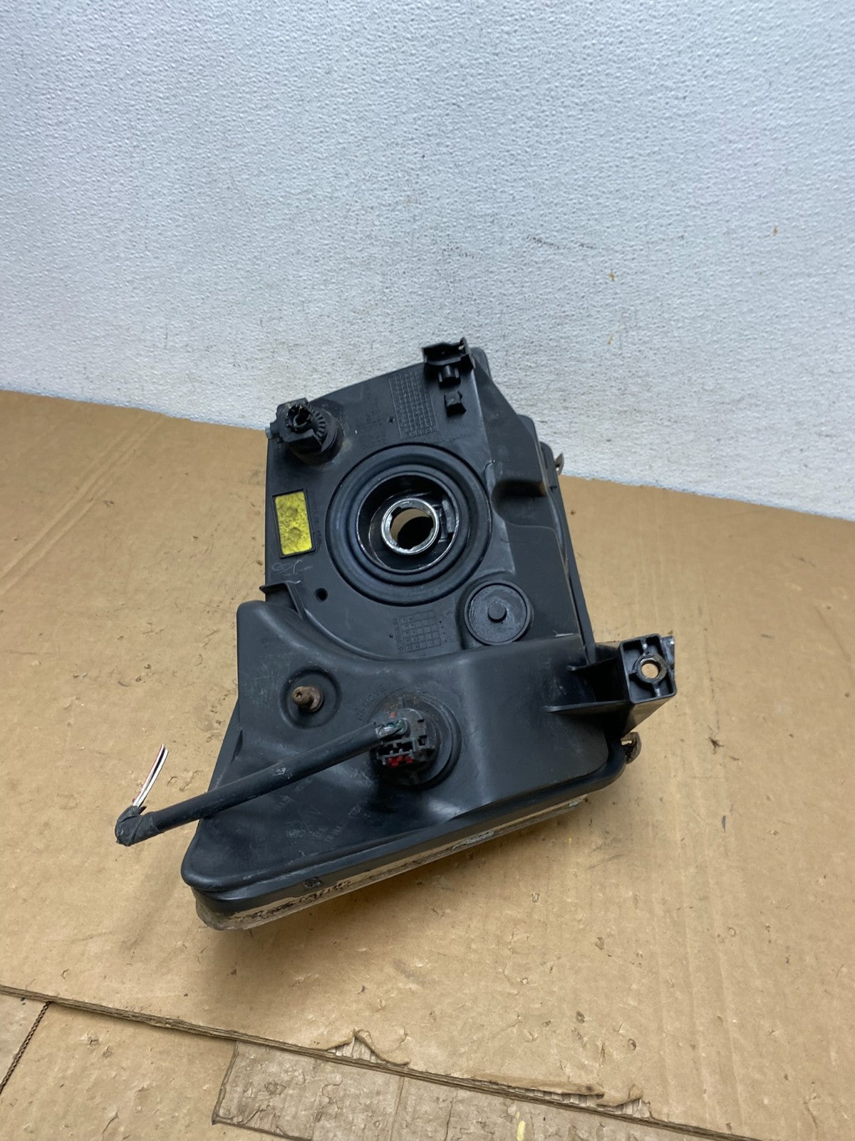 2007-2012 Dodge Caliber Left Driver LH Headlight Halogen AD3045 DW8