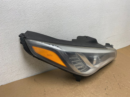 2015-2017 Hyundai Sonata Right Passenger RH Side Halogen Headlight AD8038 DW2