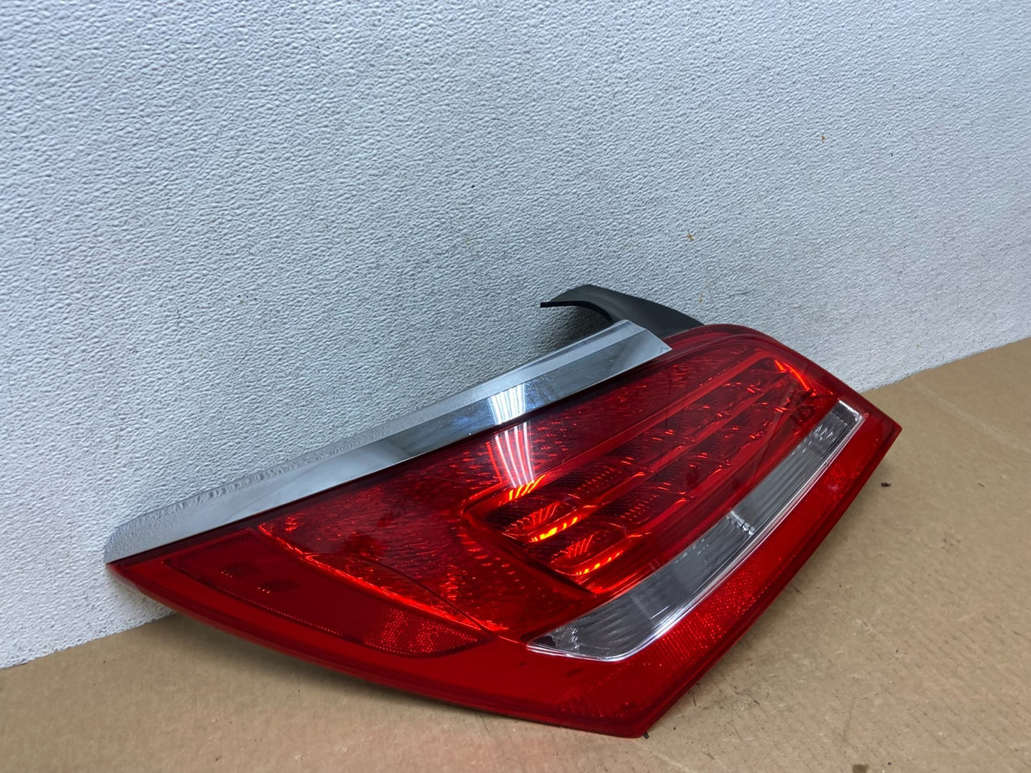 2014 to 2016 Buick Lacrosse Left Driver LH Side Tail Light AF9580 DG2