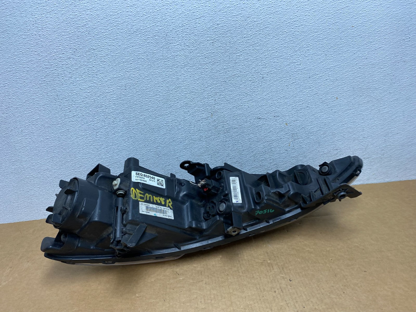 2015 2016 2017 Chrysler 200 Right Passenger Rh Side Halogen Headlight AD4508 DW6