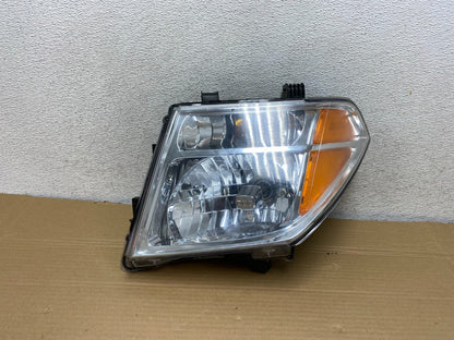 2005-2007 Nissan Pathfinder Halogen Headlight Left Driver LH AG8840 DW0