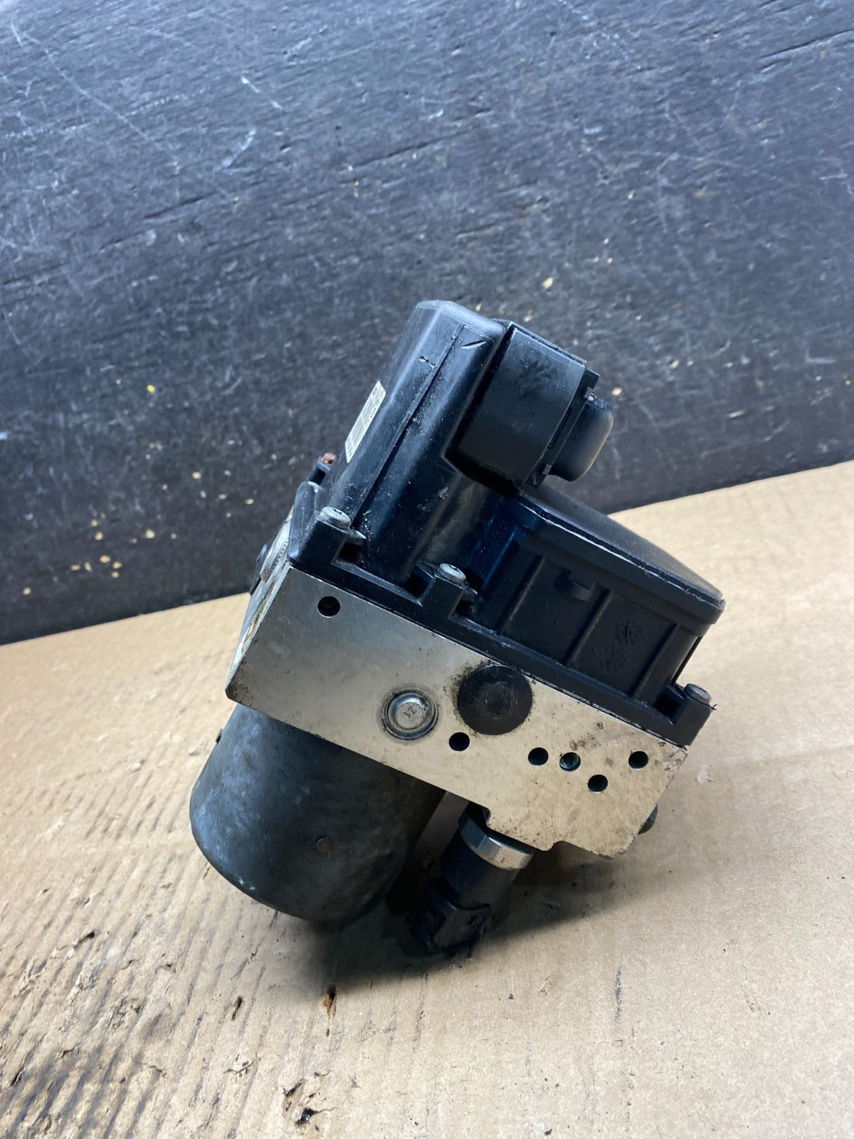 1999 - 2003 BMW 740i 750i ABS Anti-Lock Brake Pump 6755739 OEM U8919 PS3