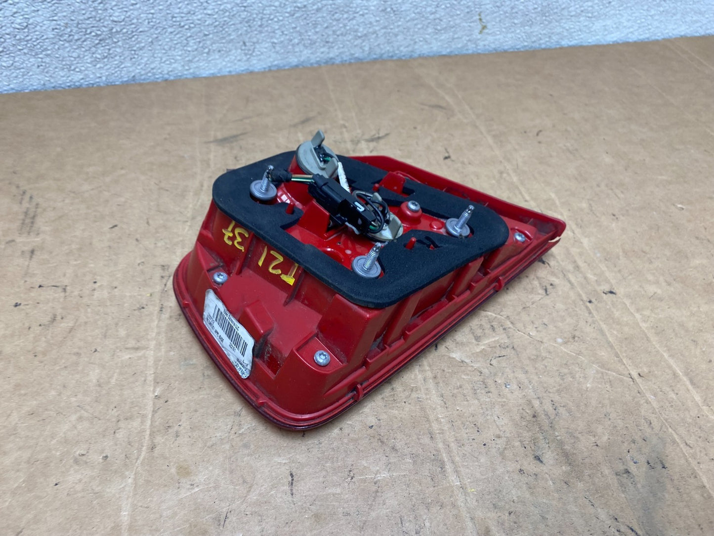 2013-2016 Chevrolet Malibu Right Passenger Rh Inner Tail Light T2137 DW5