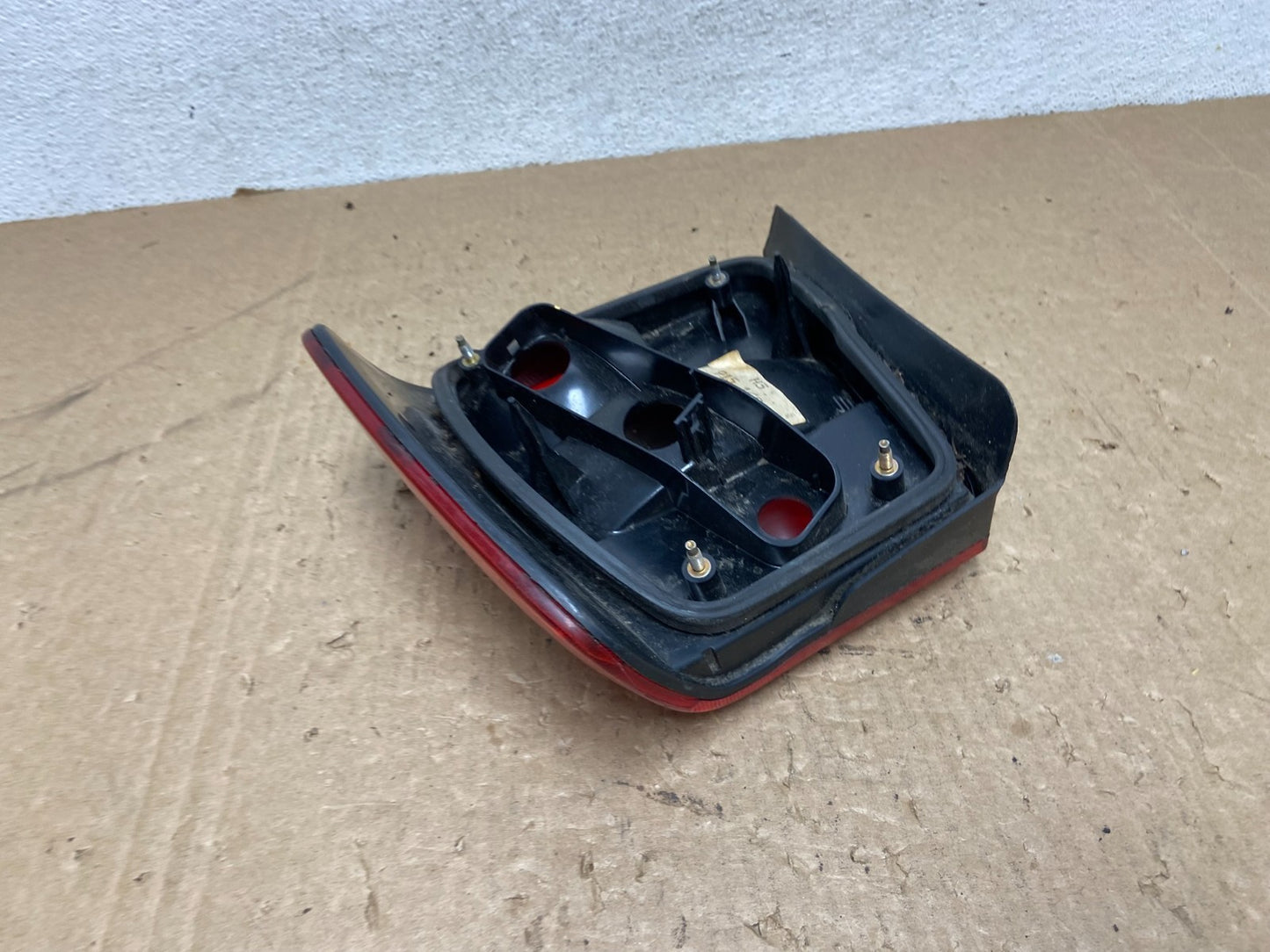 1998 to 2000 Volvo S70 Left Driver LH Side Tail Light AG12003