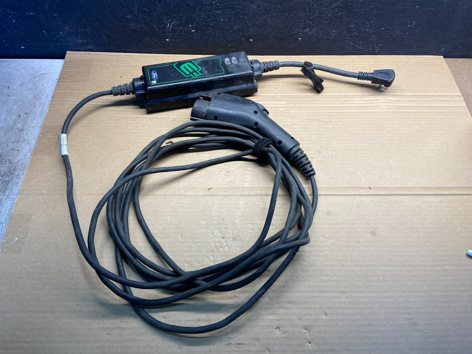 Ford Charging Cord HS78-10B706-AA 120 Volt C-MAX MACH FUSION E-TRANSIT ae4706 DG0