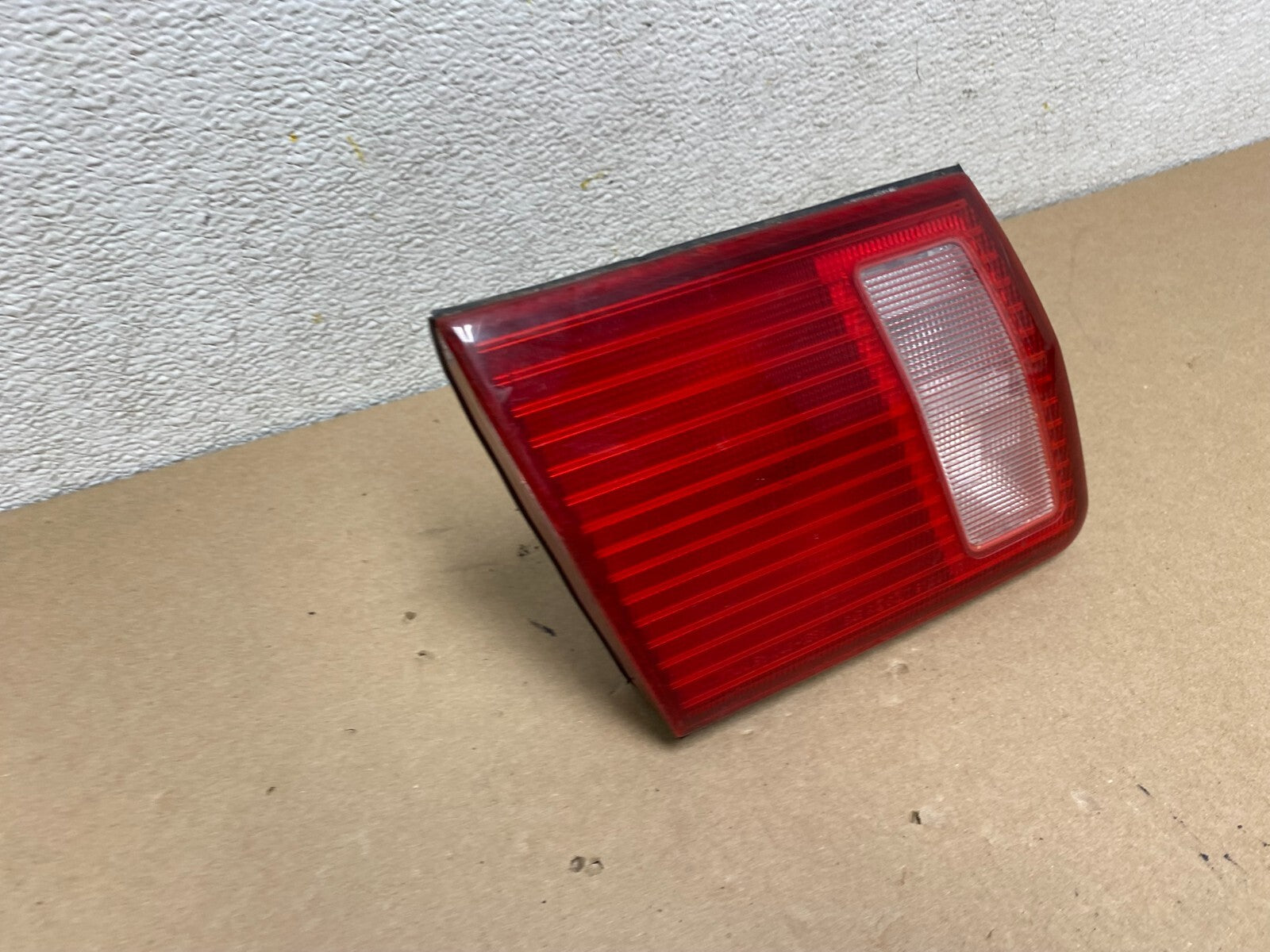 1997 to 2001 Mitsubishi Diamante Left Driver LH Inner Tail Light OEM I1311 DW2