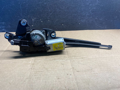 2011 to 2019 Ford Explorer Rear Windshield Wiper Motor AE8241 DG5