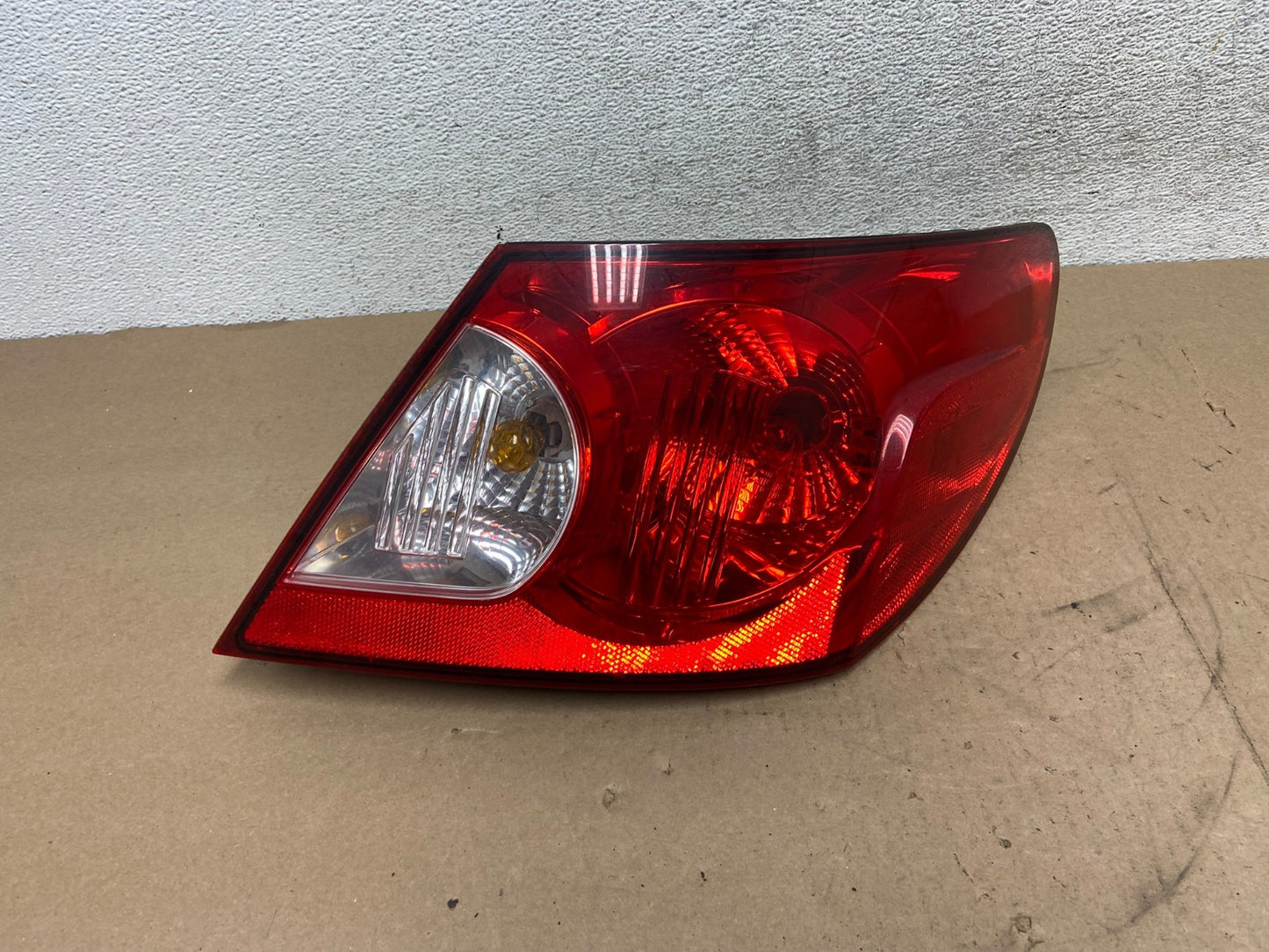 2008 Chrysler Sebring Convertible Right Passenger Side Tail Light AG4627 LK0