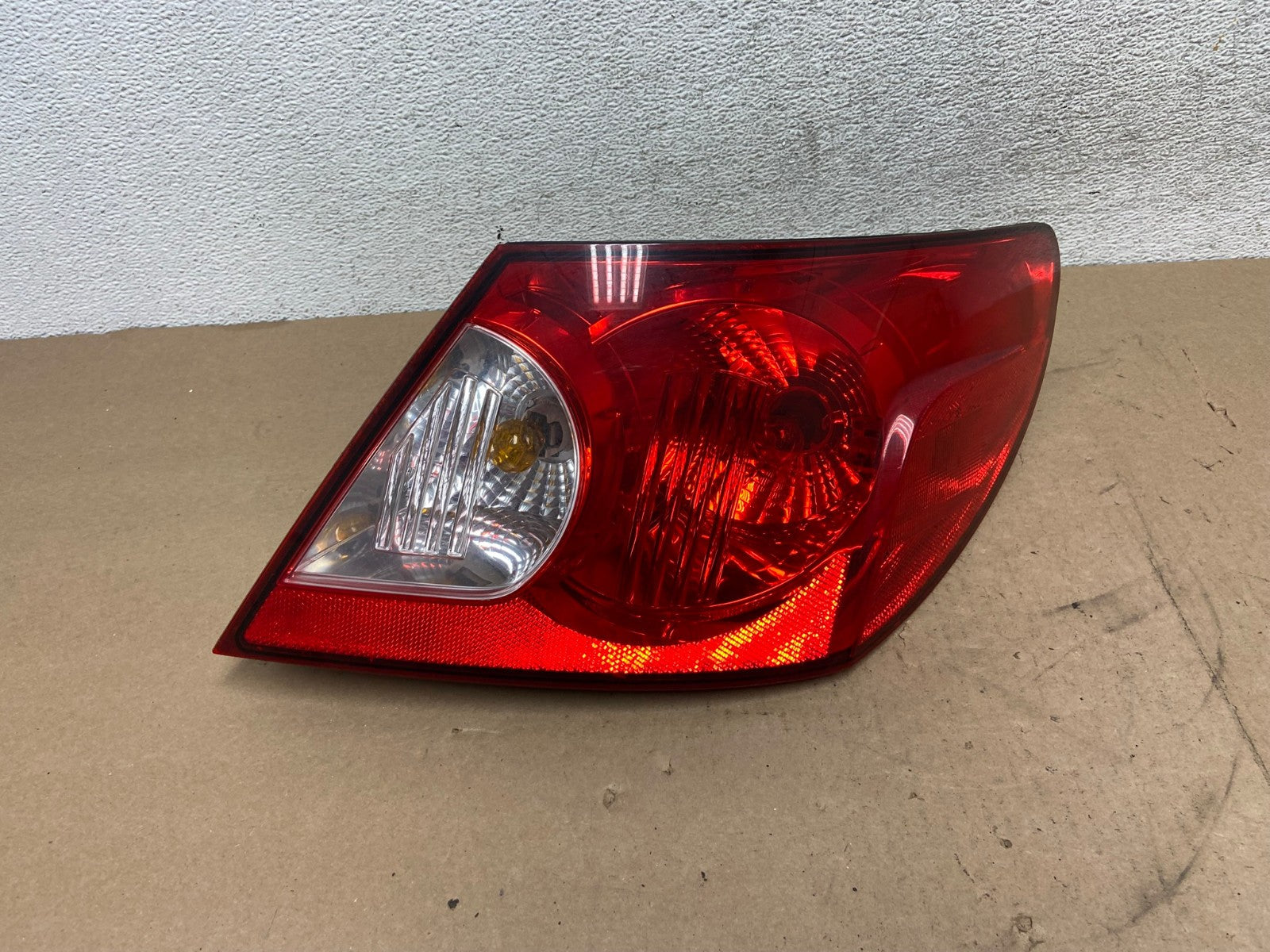 2008 Chrysler Sebring Convertible Right Passenger Side Tail Light AG4627 LK0