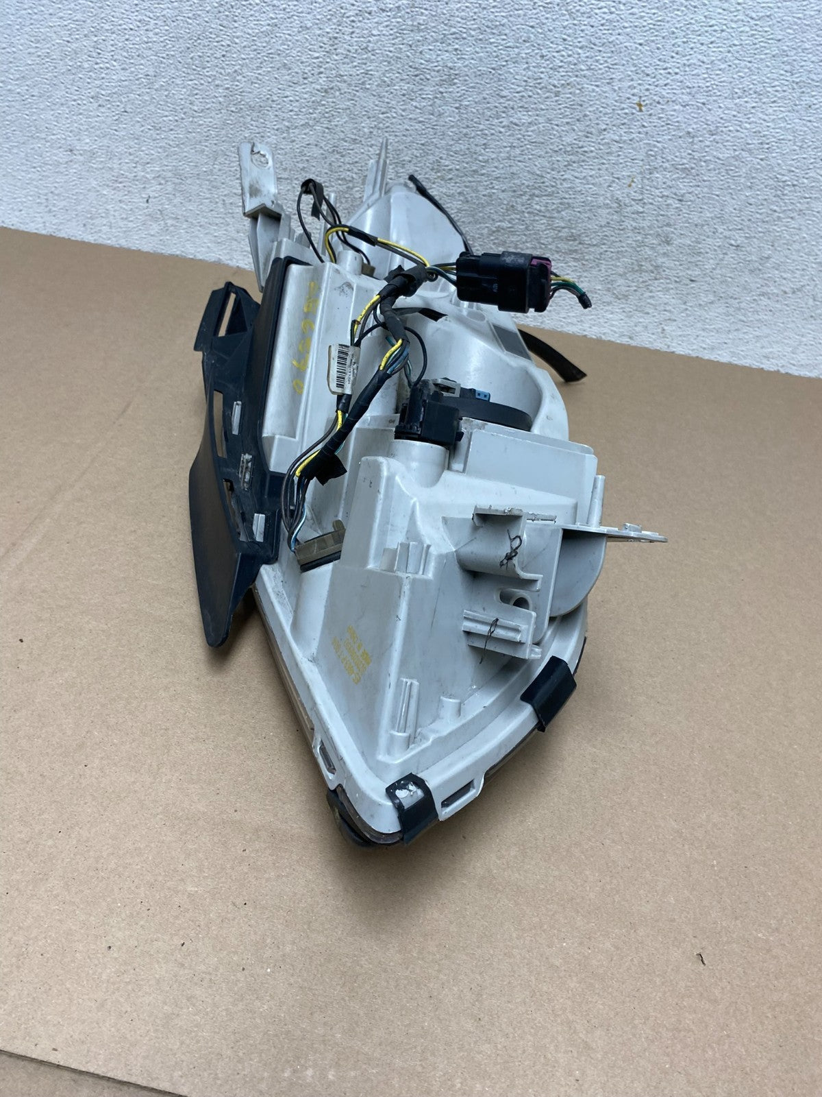 2008 to 2012 Chevrolet Malibu Left Driver LH Side Headlight AG6570 DW6