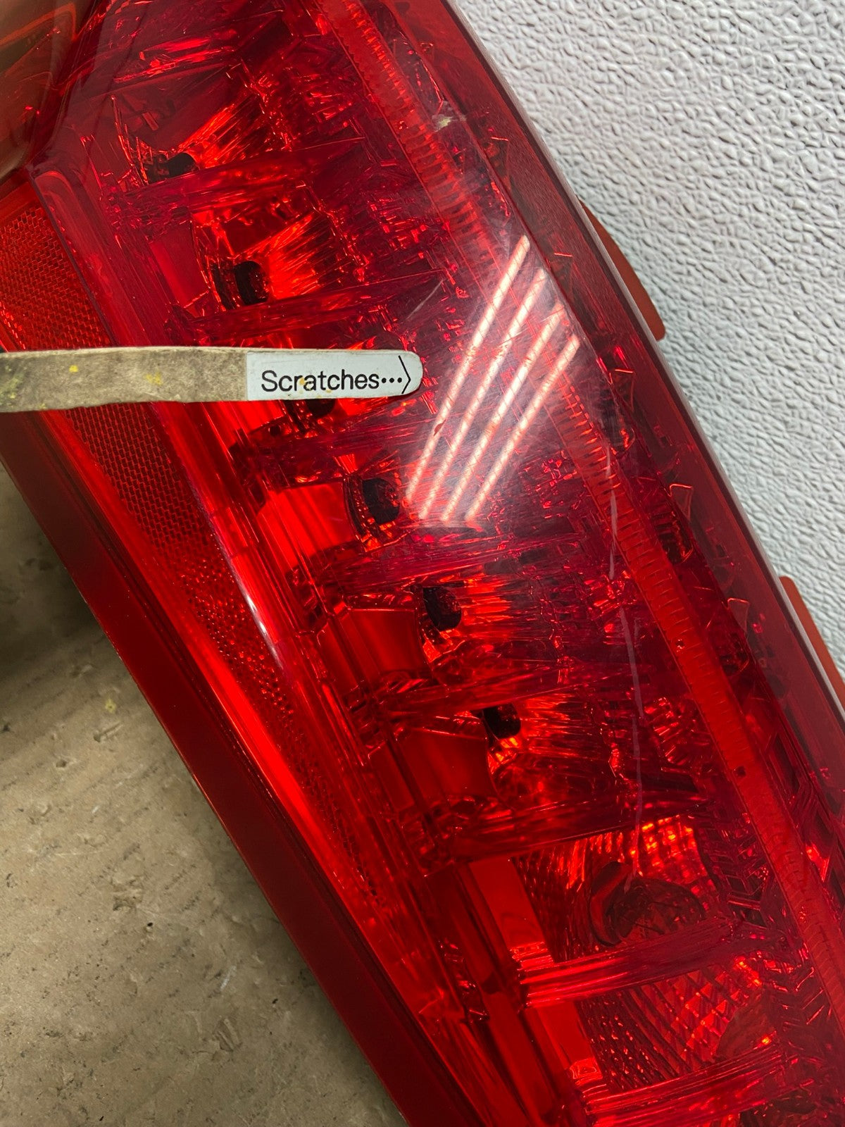 2010 to 2016 Cadillac Srx Left Driver Lh Side Tail Light OEM AB6557 LK3
