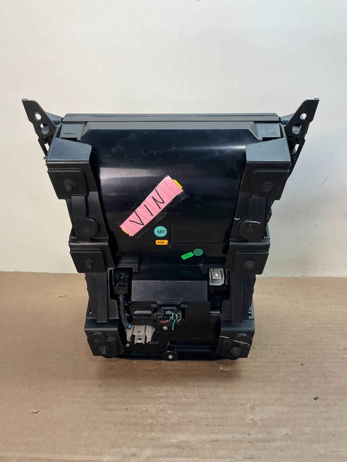 2015-2019 Cadillac CTS XTS Heater Radio Climate Control Panel Bezel OE AI0511 DG11
