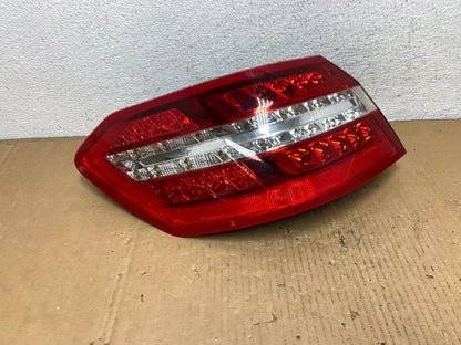 2010-2013 Mercedes-Benz E350 Left Driver LH Side Tail Light AD0885 LK0