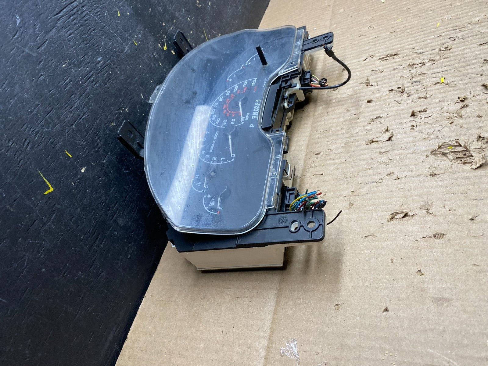 2002 Ford Explorer Speedometer Cluster Gauge V1658 DG2