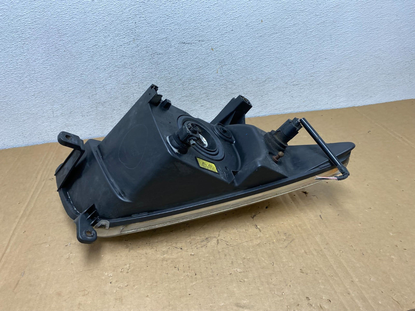 2007-2012 Dodge Caliber Left Driver LH Headlight Halogen AD3045 DW5