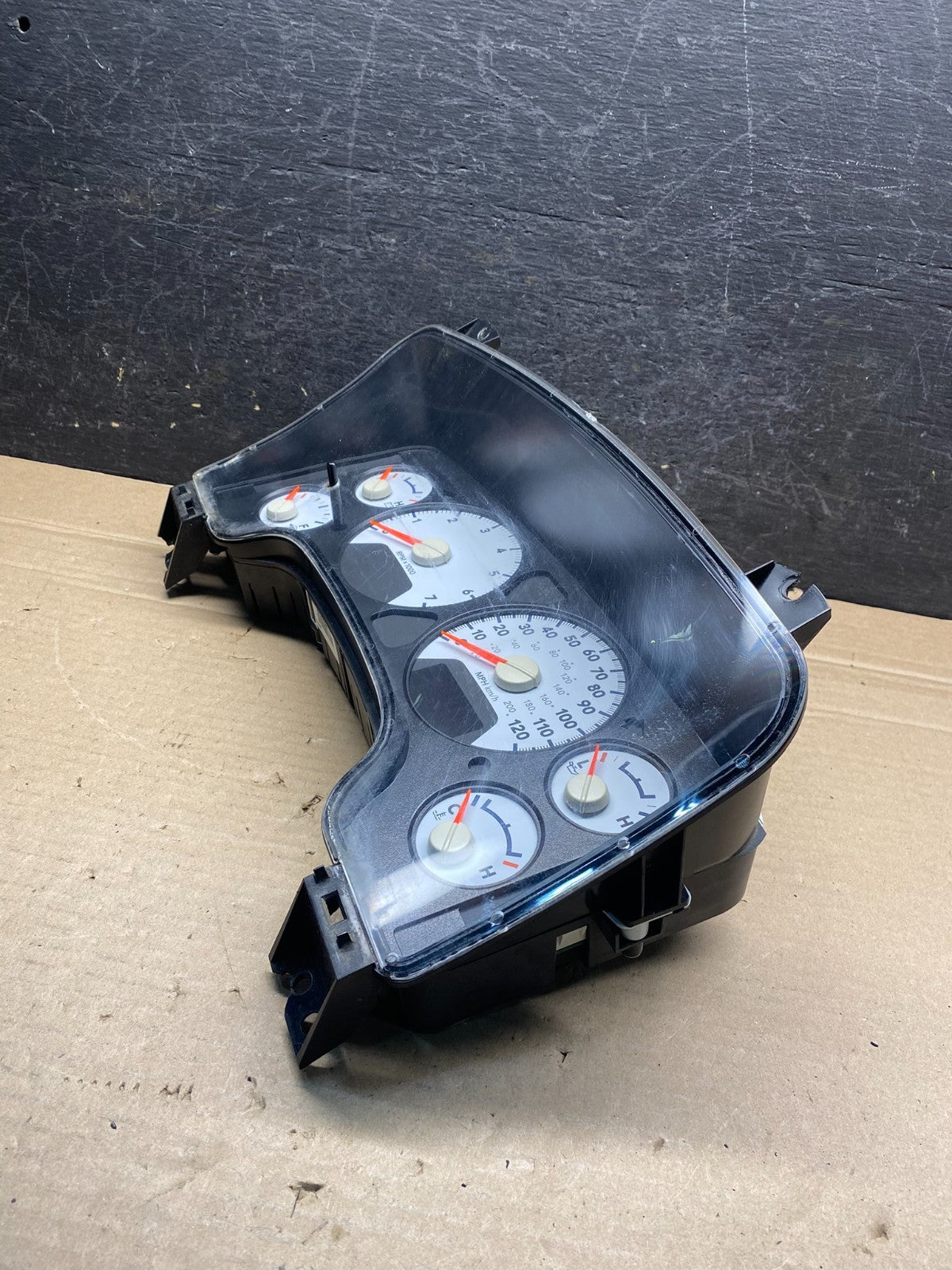 2006 - 2008 Dodge Ram 1500 Instrument Speedometer Gauge Cluster AH7518 DG2