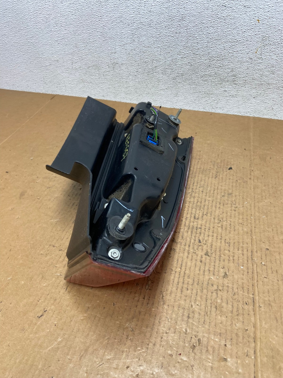 2008 to 2013 Cadillac CTS Right Passenger Side Led Side Tail light AE0657 LK5