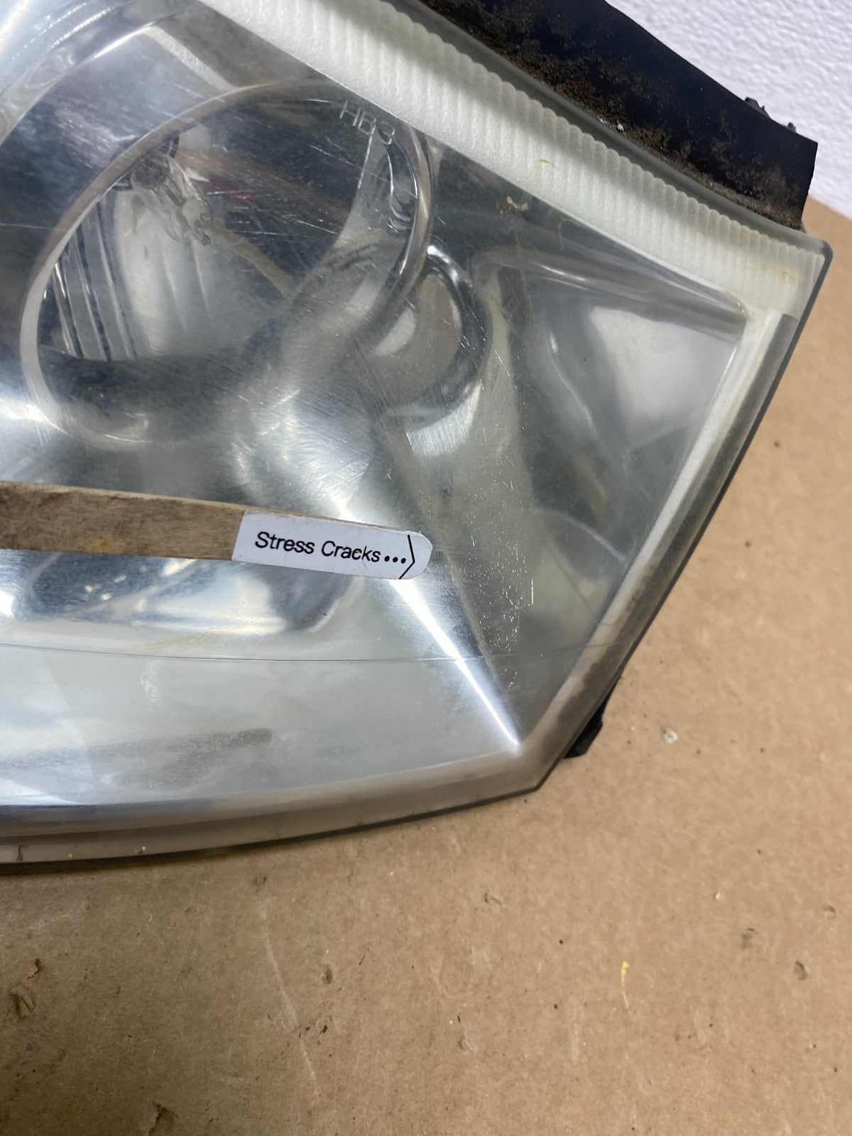 2003 2004 2005 Saturn L L200 L300 Sedan Right Passenger Headlight Oem AC1301 DG4