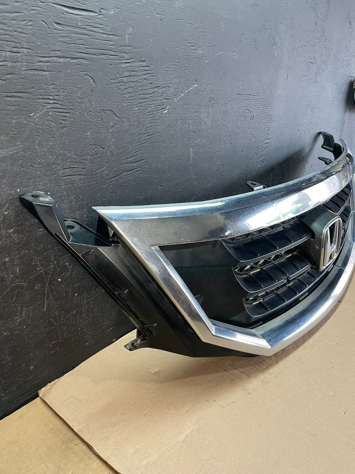 2008 2009 2010 Honda Odyssey Front Upper Grill Grille ad8415 DG2