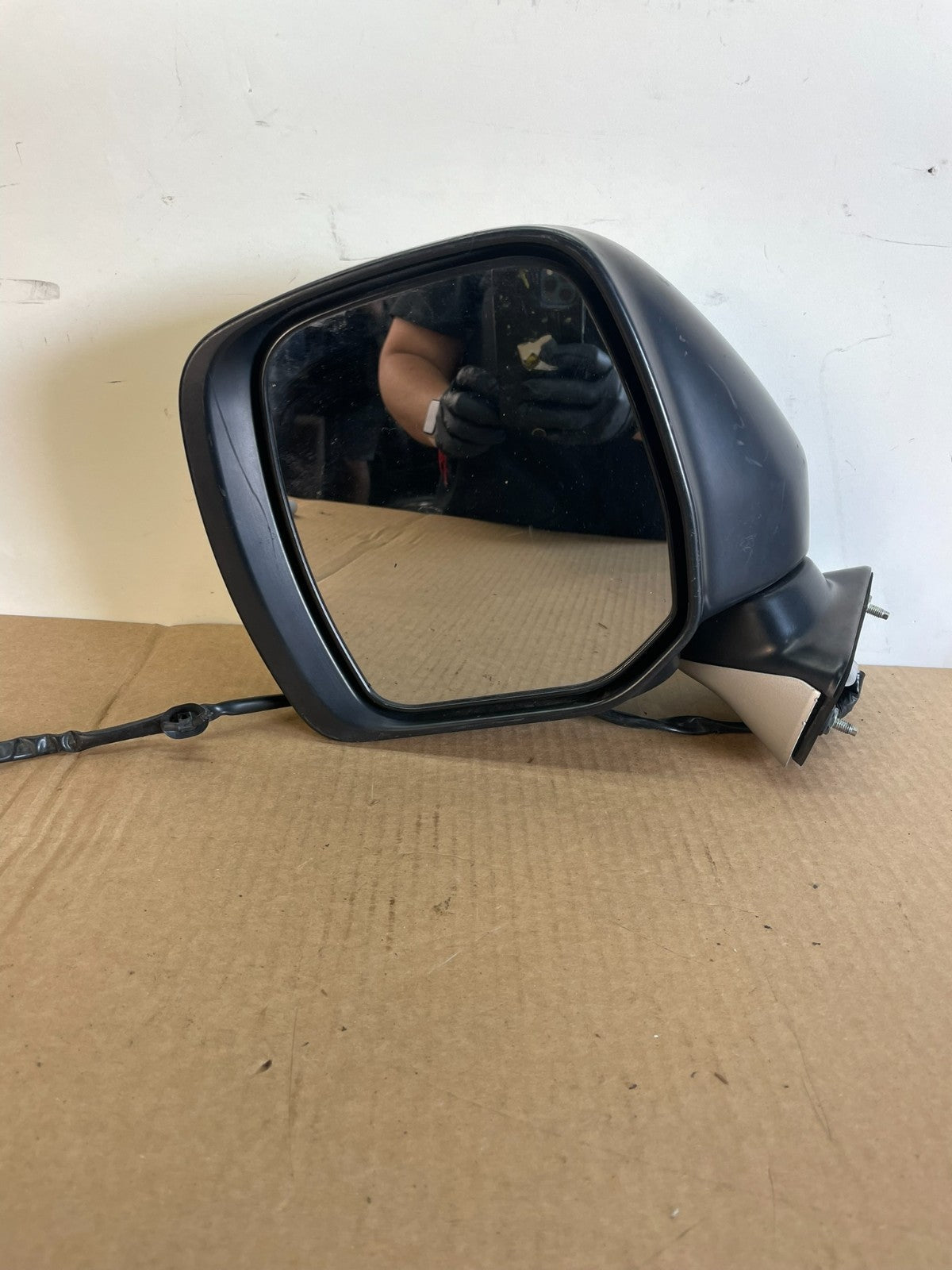 2011 to 2017 Nissan Quest Left Driver LH View Door Mirror AG2688 MS9