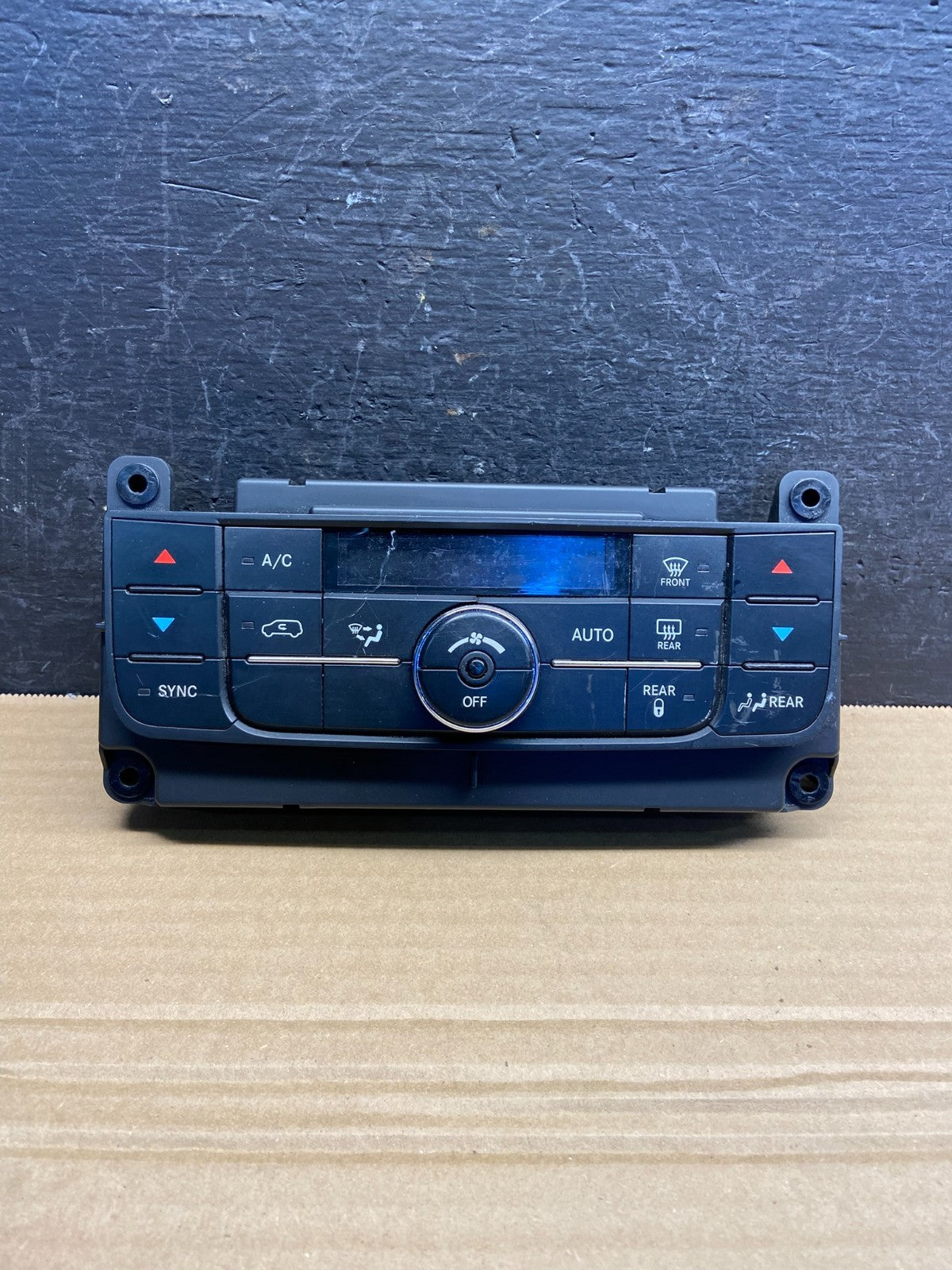 2011-2016 Dodge Grand Caravan Temperature Climate Control AC Heater AE4679 DG0