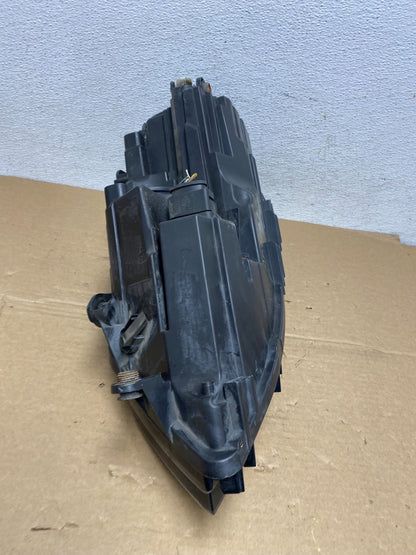 2011 to 2014 Volkswagen Jetta Right Passenger RH Headlight Halogen AD3877 DW7