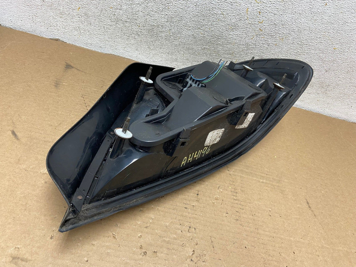 1999-2005 Pontiac Grand AM Left Driver LH Side Tail Light AH4196 LK6