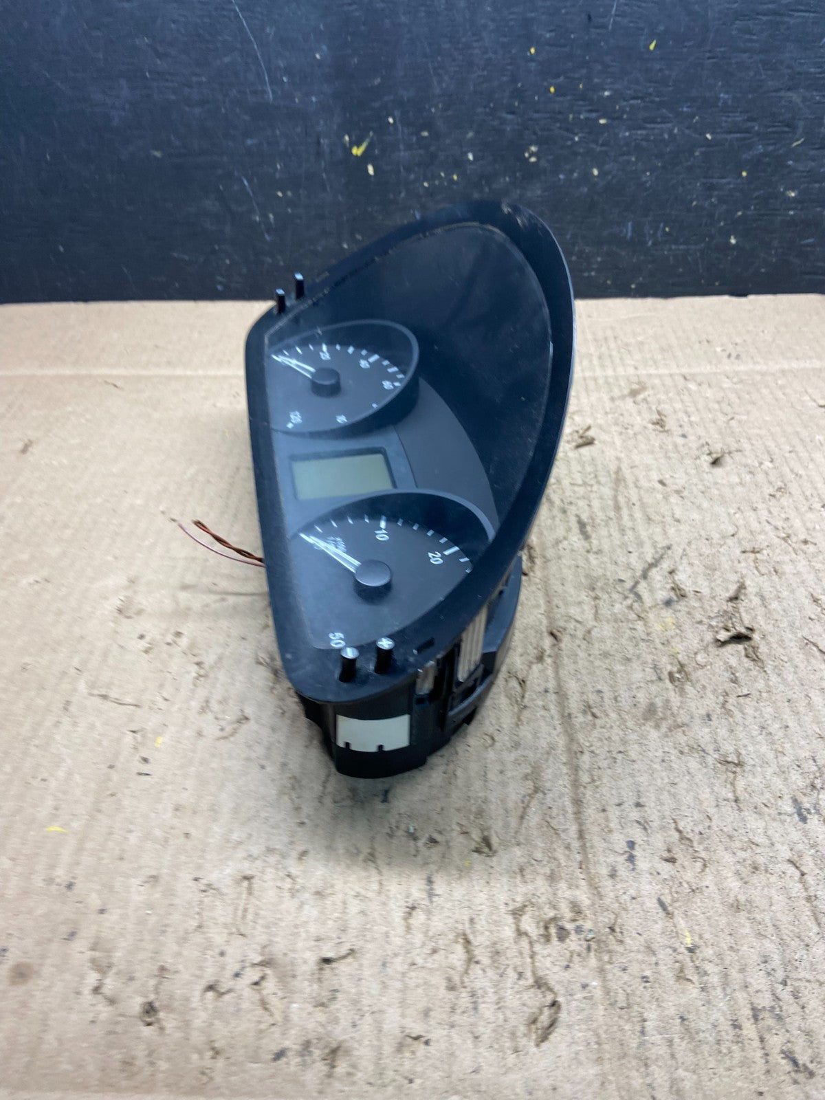 2003 to 2006 Sprinter 2500 3500 Instrument Speedometer Gauge Cluster Q2057 DG2