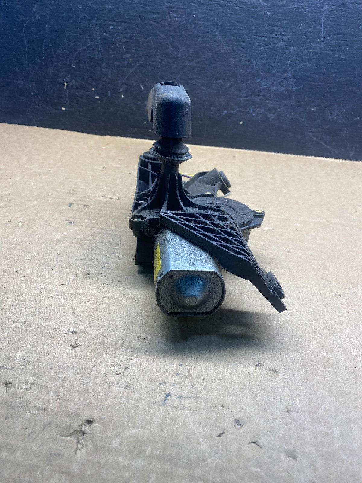 2007 to 2010 Ford Edge Licnoln MKX Rear Windshield Wiper Motor af6632 DG4