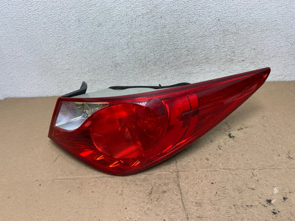 2011 2012 2013 Hyundai Sonata Right Passenger RH Tail Light AF5119 LK0
