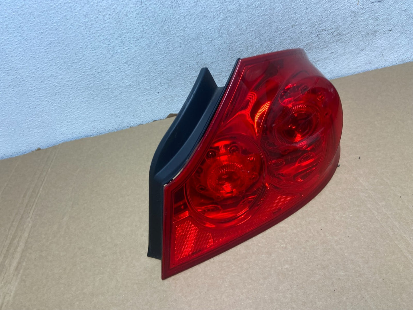 2007 to 2013 Infiniti G35 G37 Sedan Right Passenger Rh Tail Light AF7270 DW2