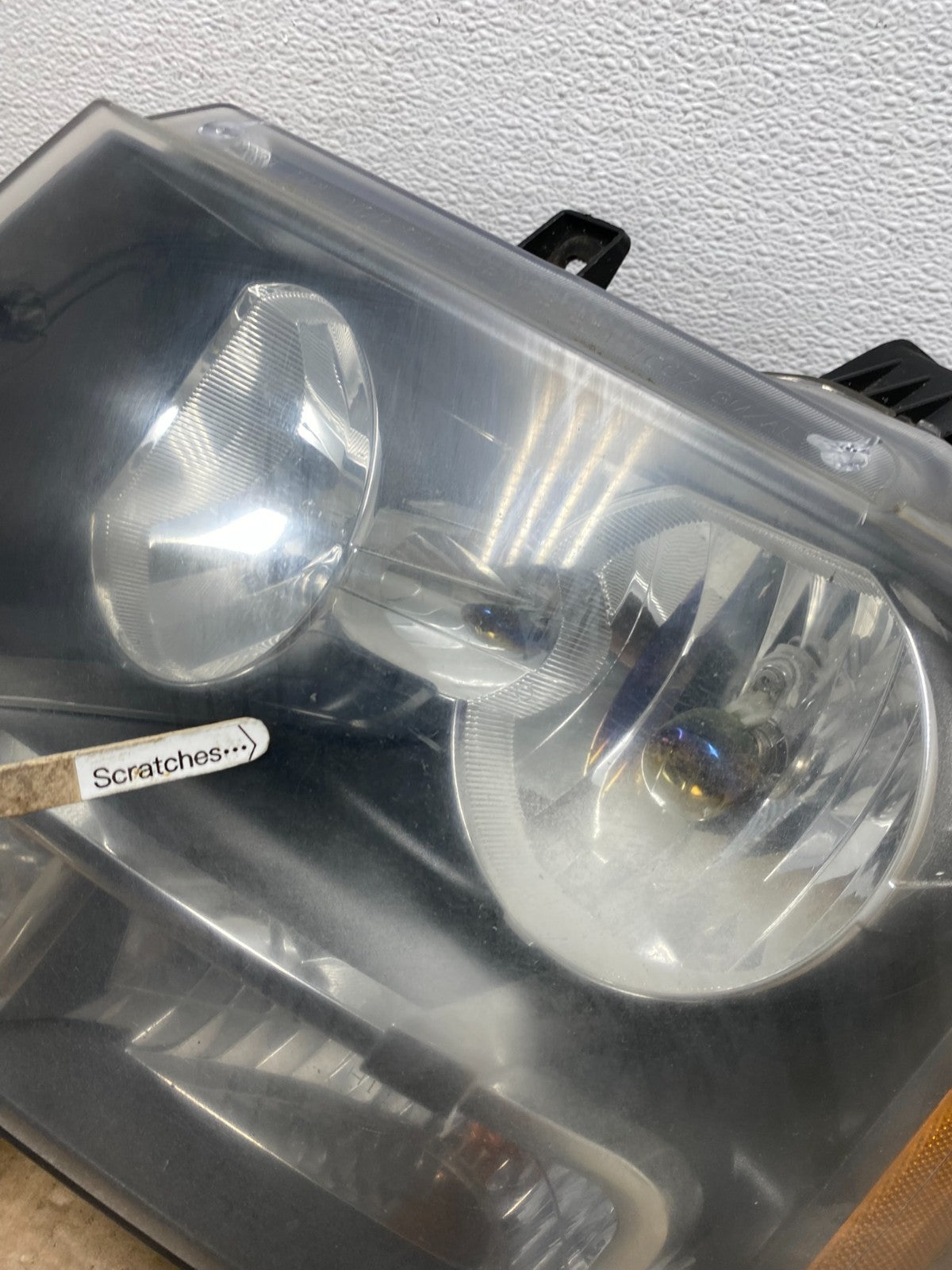 2007 to 2013 Chevrolet Suburban Tahoe Left Driver LH Headlight Oem AC3812 DW3