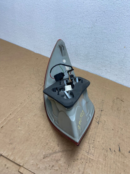 2006-2010 Mercedes W251 R-CLASS Right Passenger RH Side Tail Light AD0502 LK5
