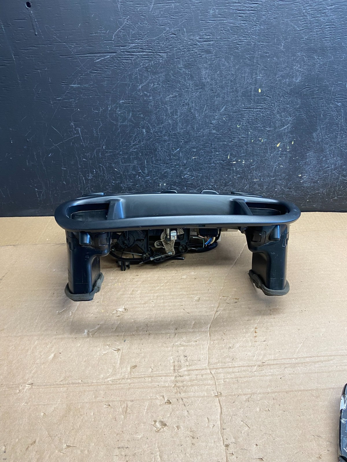 2000 2001 2002 Toyota Tundra Climate Control Panel Radio Bezel AF1987 DG3
