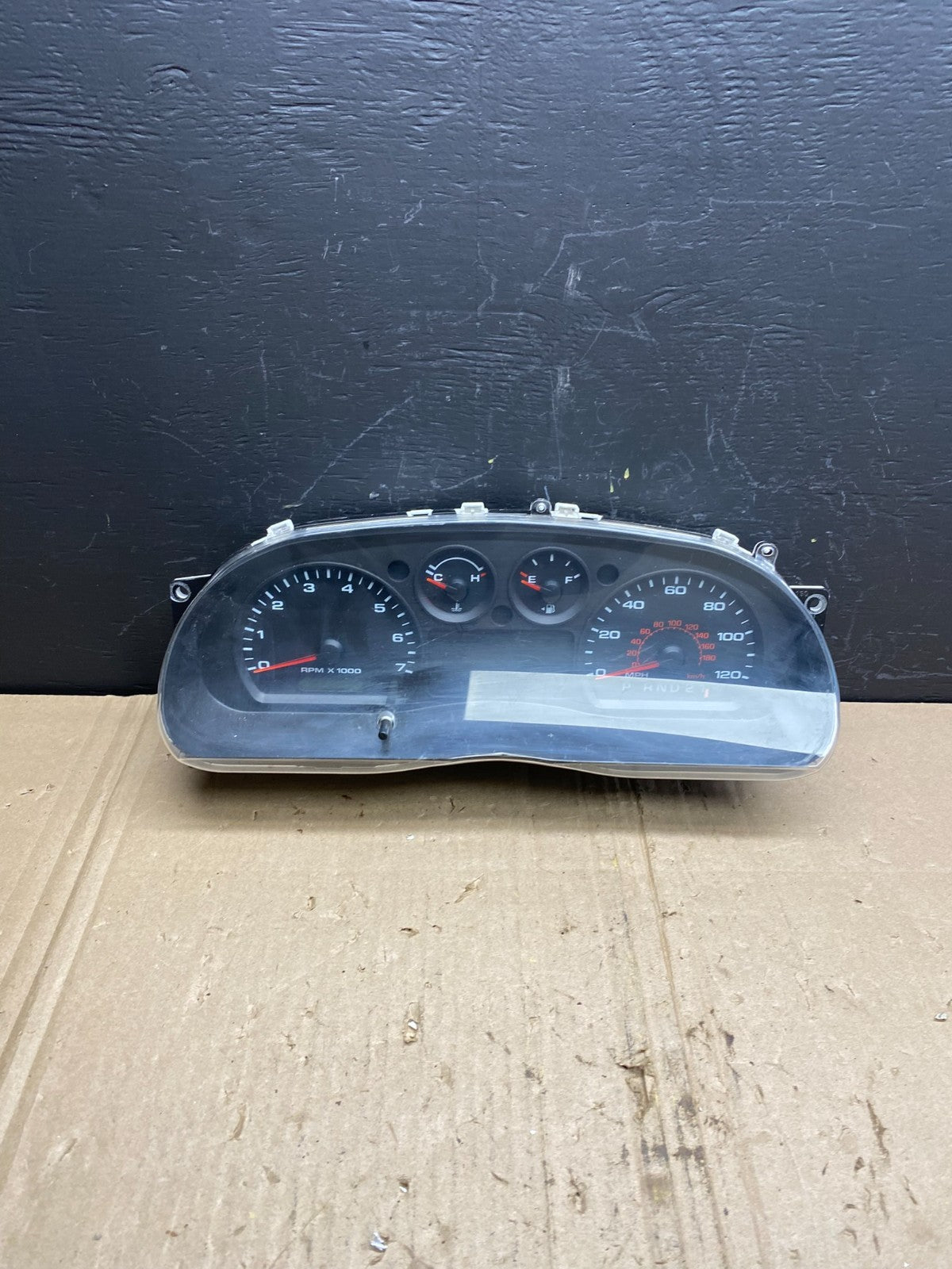 2005 2006 Ford Ranger Speedometer Cluster Gauge Oem ab9057 DG0