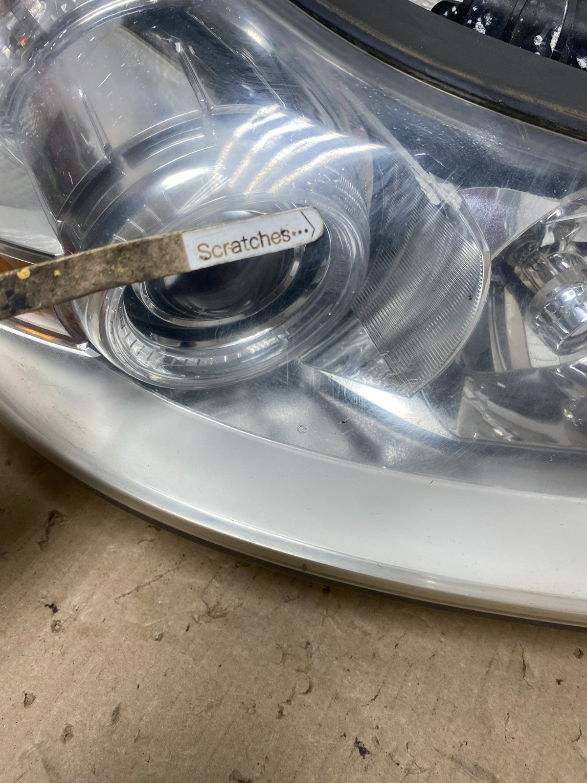 2009 - 2011 Hyundai Genesis Right Passenger RH Xenon HID Headlight AG6962 DW3